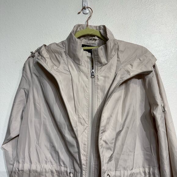 Jones New York Tan Hooded Windbreaker Jacket Sz M NWOT - Picture 4 of 14
